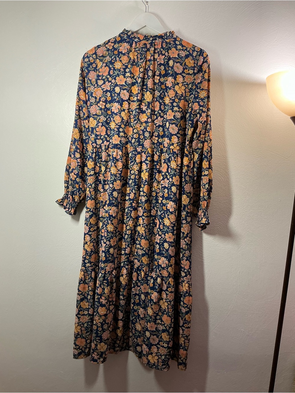 Levi's Navy Floral Tiered Long Sleeve Midi-Maxi Dress Size Medium Measurements - Picture 2 of 5